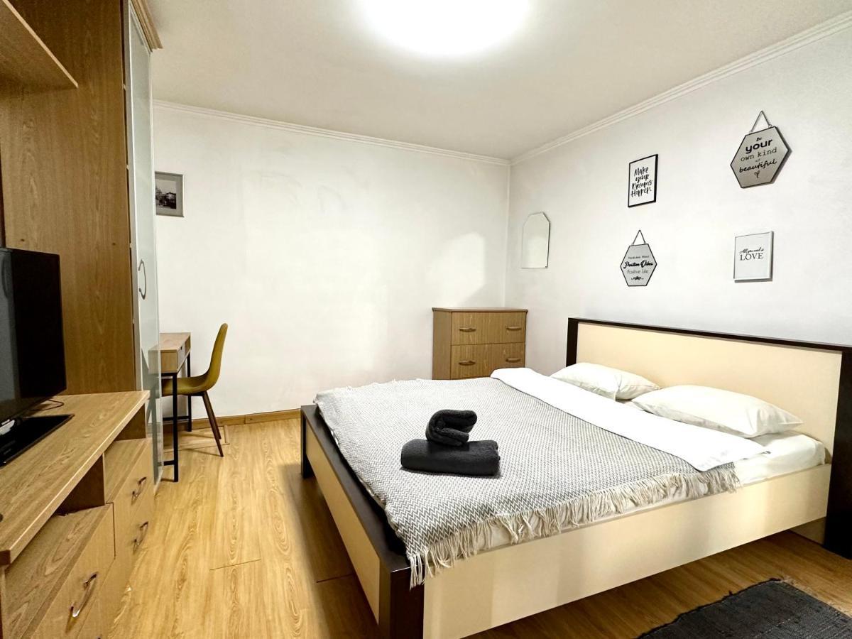 Romantic Apartments- In Historical Center Lviv Dış mekan fotoğraf